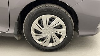 Used 2017 Honda City [2017-2018] S Petrol Manual tyres RIGHT FRONT TYRE RIM VIEW