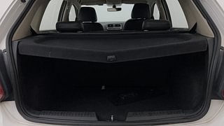 Used 2017 Volkswagen Polo [2015-2019] Highline1.2L (P) Petrol Manual interior DICKY INSIDE VIEW