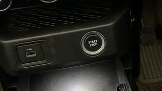Used 2021 Renault Kiger RXZ MT Dual Tone Petrol Manual top_features Keyless start
