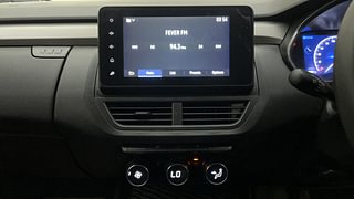 Used 2021 Renault Kiger RXZ MT Dual Tone Petrol Manual interior MUSIC SYSTEM & AC CONTROL VIEW