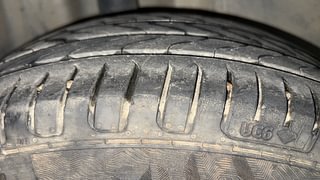 Used 2017 Volkswagen Polo [2015-2019] Highline1.2L (P) Petrol Manual tyres RIGHT REAR TYRE TREAD VIEW