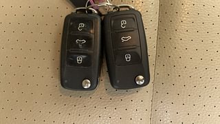 Used 2020 Volkswagen Vento Highline 1.0L TSI Petrol Manual extra CAR KEY VIEW