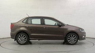 Used 2019 Volkswagen Ameo [2016-2020] 1.0 Highline Plus Petrol Petrol Manual exterior RIGHT SIDE VIEW