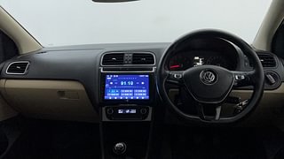 Used 2017 Volkswagen Polo [2015-2019] Highline1.2L (P) Petrol Manual interior DASHBOARD VIEW