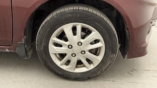 Used 2014 Honda Amaze 1.5L VX Diesel Manual tyres RIGHT FRONT TYRE RIM VIEW