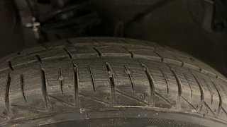 Used 2022 Maruti Suzuki Alto 800 Vxi Petrol Manual tyres RIGHT FRONT TYRE TREAD VIEW