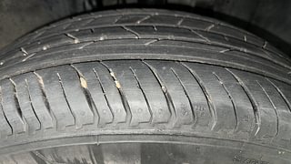 Used 2021 Nissan Magnite XV Petrol Manual tyres RIGHT FRONT TYRE TREAD VIEW