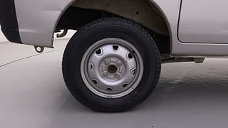 Used 2021 Maruti Suzuki Eeco AC 5 STR Petrol Manual tyres RIGHT REAR TYRE RIM VIEW