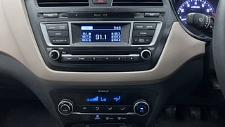 Used 2016 Hyundai Elite i20 [2014-2018] Sportz 1.2 Petrol Manual interior MUSIC SYSTEM & AC CONTROL VIEW