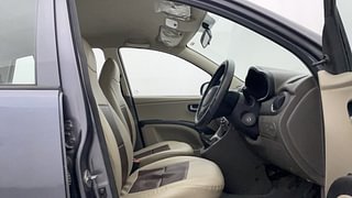 Used 2016 hyundai i10 Sportz 1.1 Petrol Petrol Manual interior RIGHT SIDE FRONT DOOR CABIN VIEW