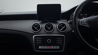 Used 2018 Mercedes-Benz GLA [2017-2020] 200 CGI Sport Petrol Automatic top_features Integrated (in-dash) music system