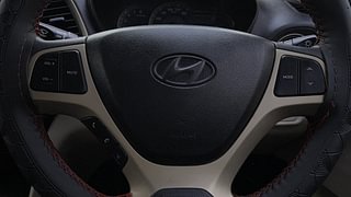 Used 2019 Hyundai New Santro 1.1 Sportz MT Petrol Manual top_features Steering mounted controls