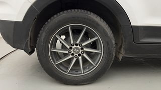 Used 2015 Hyundai Creta [2015-2018] 1.6 SX Diesel Manual tyres RIGHT REAR TYRE RIM VIEW
