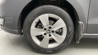 Used 2017 Skoda Rapid new [2016-2020] Ambition Petrol Petrol Manual tyres LEFT FRONT TYRE RIM VIEW