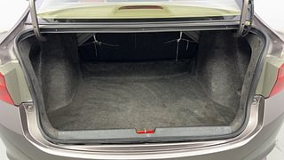 Used 2015 Honda City [2014-2017] VX Petrol Manual interior DICKY INSIDE VIEW