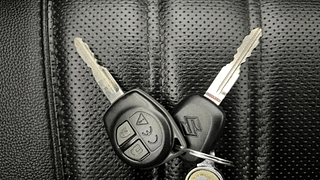 Used 2018 Maruti Suzuki Wagon R 1.0 [2010-2019] VXi Petrol Manual extra CAR KEY VIEW