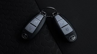 Used 2022 Toyota Urban Cruiser Premium Grade AT Petrol Automatic extra CAR KEY VIEW