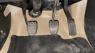 Used 2021 Ford Freestyle [2017-2021] Titanium 1.2 Petrol Manual interior PEDALS VIEW