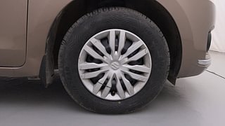 Used 2019 Maruti Suzuki Dzire [2017-2020] VDi AMT Diesel Automatic tyres RIGHT FRONT TYRE RIM VIEW
