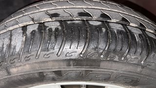 Used 2012 Honda Brio [2011-2016] V MT Petrol Manual tyres LEFT FRONT TYRE TREAD VIEW