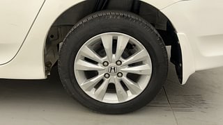 Used 2013 Honda City [2012-2013] V AT Sunroof Petrol Automatic tyres LEFT REAR TYRE RIM VIEW