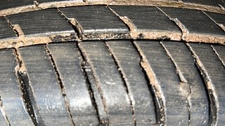 Used 2018 Maruti Suzuki Wagon R 1.0 [2010-2019] VXi Petrol Manual tyres RIGHT FRONT TYRE TREAD VIEW