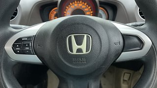 Used 2012 Honda Brio [2011-2016] V MT Petrol Manual top_features Steering mounted controls