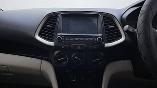 Used 2019 Hyundai New Santro 1.1 Sportz MT Petrol Manual top_features Touch screen infotainment system