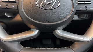 Used 2021 Hyundai Venue [2019-2022] SX Plus 1.0 Turbo DCT Petrol Automatic top_features Airbags