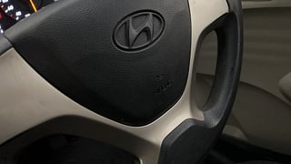 Used 2019 Hyundai New Santro 1.1 Magna CNG Petrol+cng Manual top_features Airbags