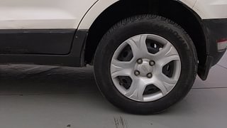 Used 2016 Ford EcoSport [2015-2017] Trend+ 1.0L EcoBoost Petrol Manual tyres LEFT REAR TYRE RIM VIEW