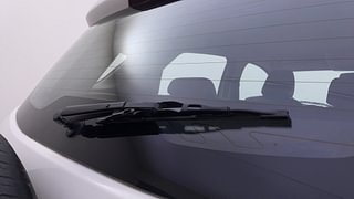 Used 2016 Ford EcoSport [2015-2017] Trend+ 1.0L EcoBoost Petrol Manual top_features Rear wiper
