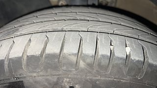 Used 2017 Volkswagen Polo [2015-2019] Highline1.2L (P) Petrol Manual tyres LEFT FRONT TYRE TREAD VIEW