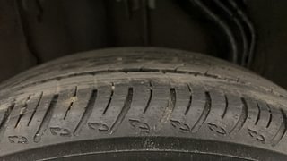 Used 2021 Renault Kiger RXT MT Petrol Manual tyres RIGHT REAR TYRE TREAD VIEW