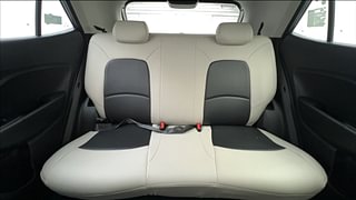 Used 2021 Hyundai Venue [2019-2022] SX Plus 1.0 Turbo DCT Petrol Automatic interior REAR SEAT CONDITION VIEW
