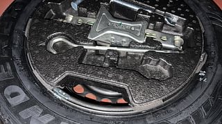 Used 2020 Maruti Suzuki Vitara Brezza [2016-2020] LDi Diesel Manual tyres SPARE TYRE VIEW