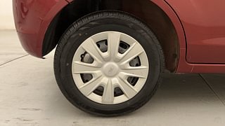 Used 2015 Ford Figo [2010-2015] Duratorq Diesel EXI 1.4 Diesel Manual tyres RIGHT REAR TYRE RIM VIEW