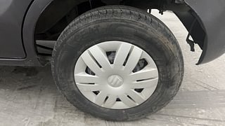 Used 2020 Maruti Suzuki Alto 800 Vxi Plus Petrol Manual tyres LEFT REAR TYRE RIM VIEW