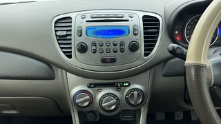 Used 2011 Hyundai i10 Sportz 1.2 Petrol + CNG (Outside Fitted) Petrol+cng Manual interior MUSIC SYSTEM & AC CONTROL VIEW