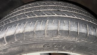 Used 2016 Hyundai i20 Active [2015-2020] 1.2 S Petrol Manual tyres LEFT FRONT TYRE TREAD VIEW