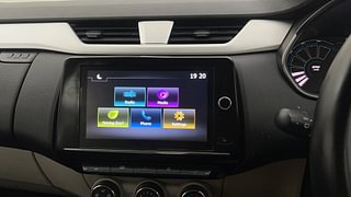 Used 2019 Renault Triber RXZ Petrol Manual top_features Integrated (in-dash) music system