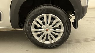 Used 2022 Renault Kwid RXL 1.0 SCE Petrol Manual tyres LEFT REAR TYRE RIM VIEW