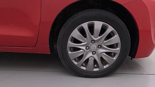 Used 2019 Maruti Suzuki Baleno [2015-2019] Alpha AT Petrol Petrol Automatic tyres RIGHT FRONT TYRE RIM VIEW