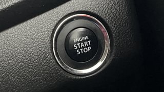 Used 2019 maruti-suzuki Baleno Zeta CVT Petrol Petrol Automatic top_features Keyless start