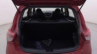 Used 2018 Hyundai Grand i10 [2017-2020] Sportz 1.2 Kappa VTVT Petrol Manual interior DICKY INSIDE VIEW