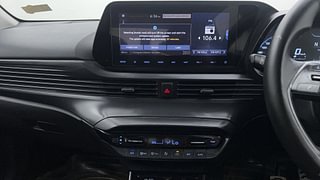 Used 2021 Hyundai New i20 Asta 1.0 Turbo IMT Petrol Manual interior MUSIC SYSTEM & AC CONTROL VIEW