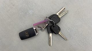 Used 2015 Hyundai i10 magna 1.1 Petrol Manual extra CAR KEY VIEW