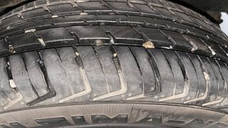 Used 2017 Renault Kwid [2015-2019] 1.0 RXT AMT Petrol Automatic tyres LEFT REAR TYRE TREAD VIEW