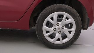 Used 2018 Hyundai Grand i10 [2017-2020] Sportz 1.2 Kappa VTVT Petrol Manual tyres LEFT REAR TYRE RIM VIEW