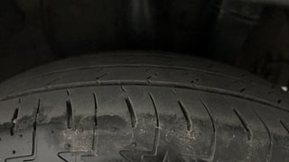 Used 2020 Hyundai Grand i10 [2017-2020] Asta 1.2 Kappa VTVT Petrol Manual tyres LEFT REAR TYRE TREAD VIEW